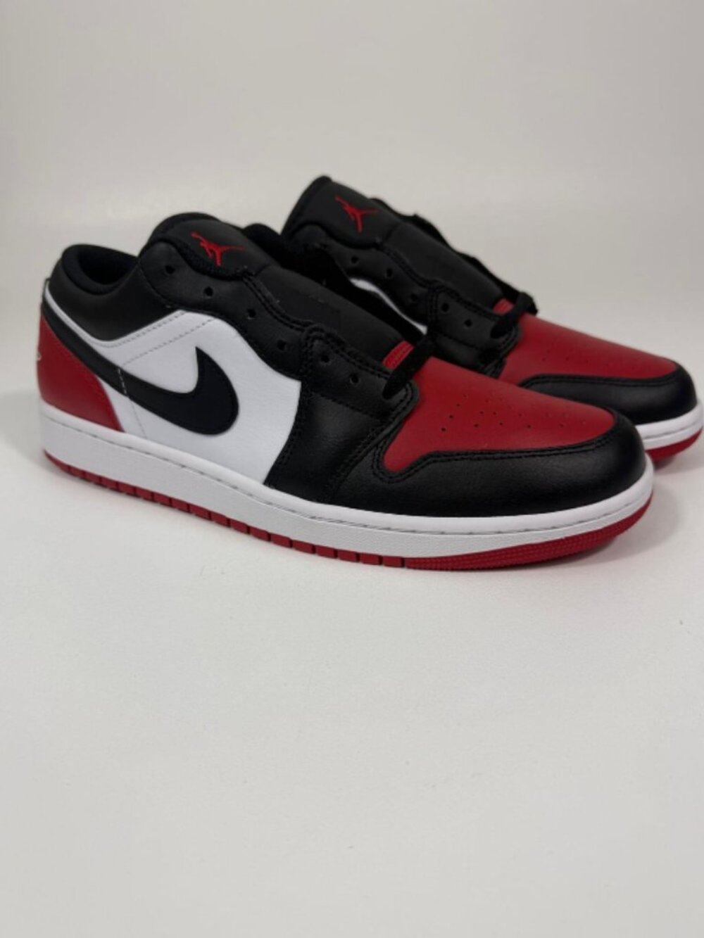 Men Air Jordan 1 Low Sneakers 8 White/Black-Varsity Red-White - Picture 4 of 5
